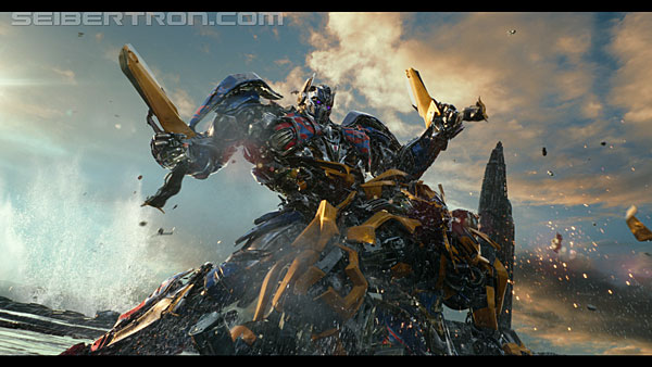 last-knight-trailer-170412-0893.jpg