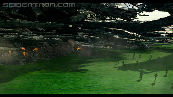 last-knight-trailer-170412-0931.jpg
