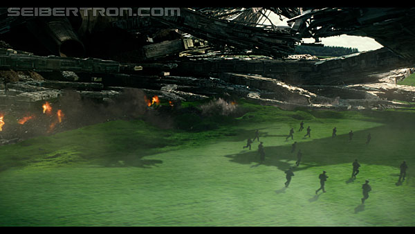 last-knight-trailer-170412-0940.jpg