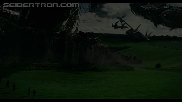 last-knight-trailer-170412-0948.jpg