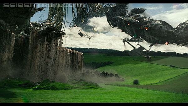 last-knight-trailer-170412-0961.jpg