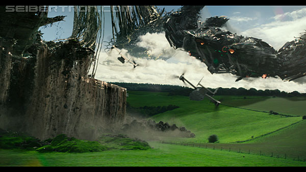 last-knight-trailer-170412-0963.jpg