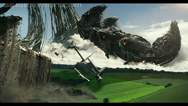 last-knight-trailer-170412-0973.jpg