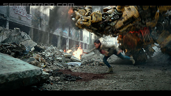 last-knight-trailer-170412-0987.jpg