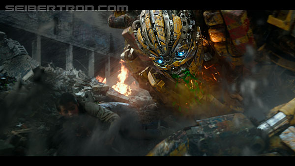 last-knight-trailer-170412-0997.jpg