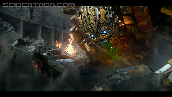 last-knight-trailer-170412-0998.jpg