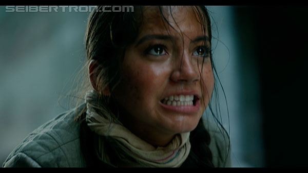 last-knight-trailer-170412-1004.jpg