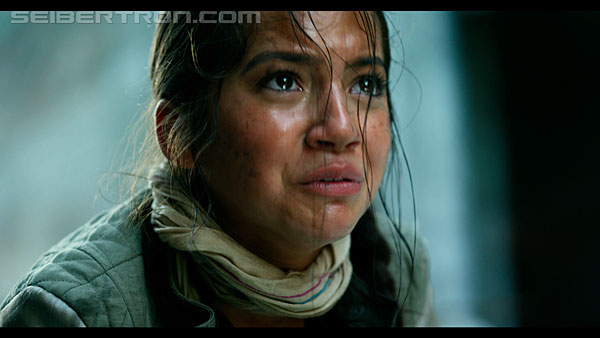 last-knight-trailer-170412-1009.jpg