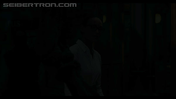 last-knight-trailer-170412-1094.jpg