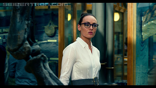 last-knight-trailer-170412-1099.jpg