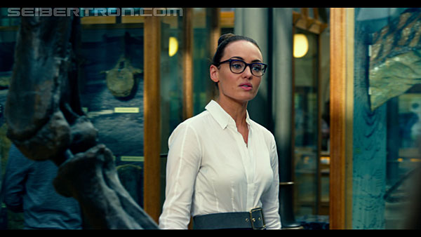 Transformers News: Massive HD gallery of The Last Knight "Nemesis" trailer Transformers News: Massive HD gallery of The Last Knight "Nemesis" trailer