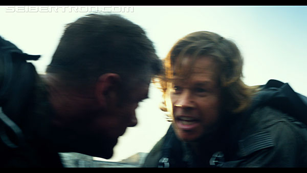 last-knight-trailer-170412-1136.jpg