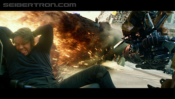 last-knight-trailer-170412-1179.jpg