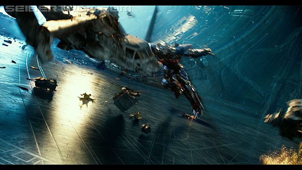 last-knight-trailer-170412-1208.jpg