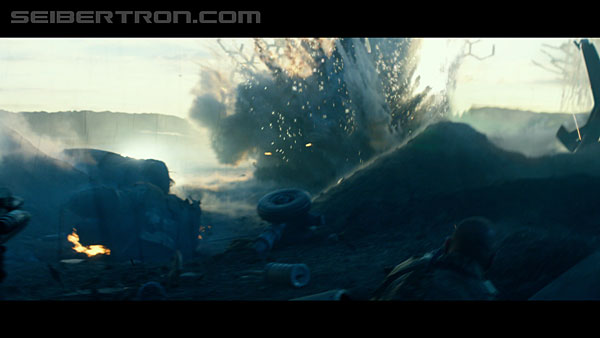 last-knight-trailer-170412-1239.jpg