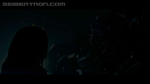 last-knight-trailer-170412-1299.jpg