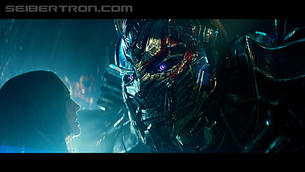 last-knight-trailer-170412-1314.jpg