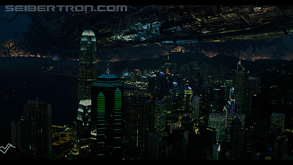last-knight-trailer-170412-1337.jpg