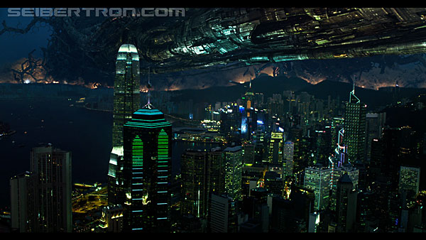 last-knight-trailer-170412-1345.jpg
