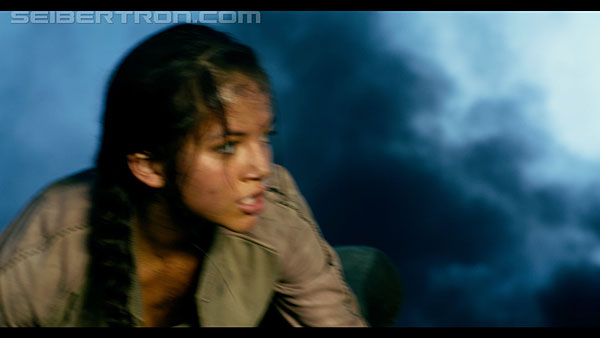 last-knight-trailer-170412-1356.jpg