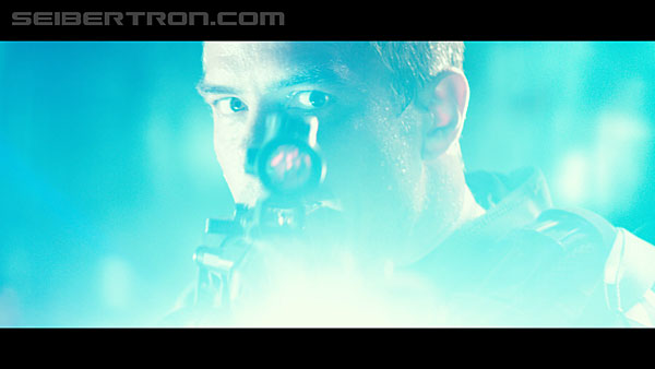 last-knight-trailer-170412-1425.jpg
