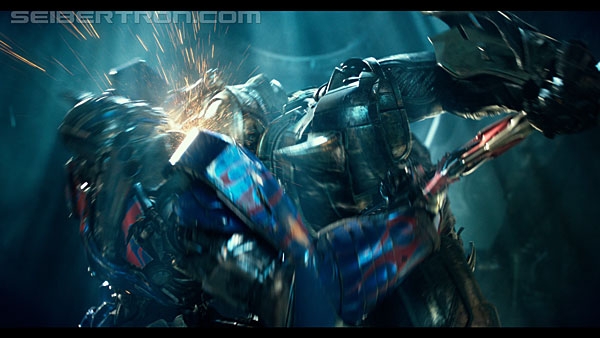 last-knight-trailer-170412-1433.jpg