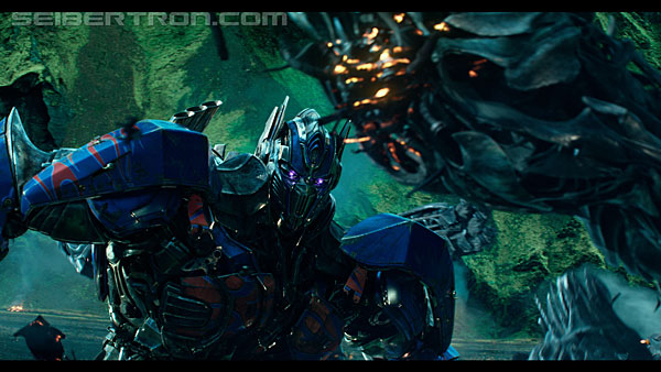 Transformers News: Massive HD gallery of The Last Knight "Nemesis" trailer Transformers News: Massive HD gallery of The Last Knight "Nemesis" trailer