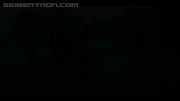 last-knight-international-trailer-170517-0396.jpg