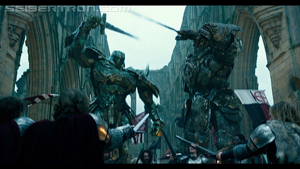 last-knight-international-trailer-170517-0561.jpg