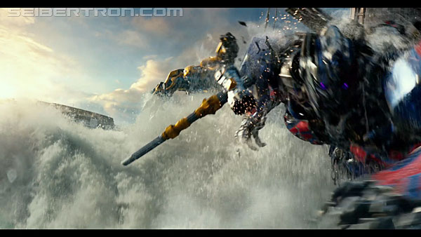 last-knight-international-trailer-170517-0671.jpg