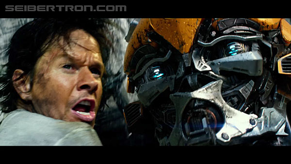 last-knight-international-trailer-170517-0681.jpg