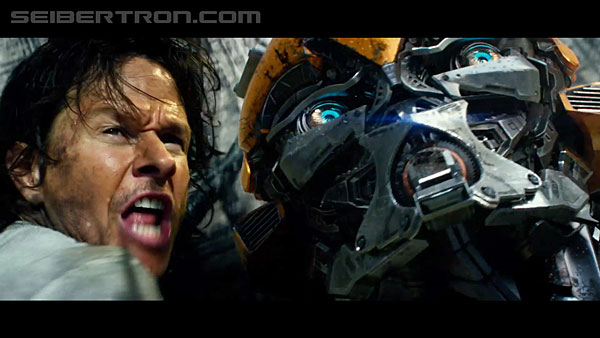 last-knight-international-trailer-170517-0682.jpg