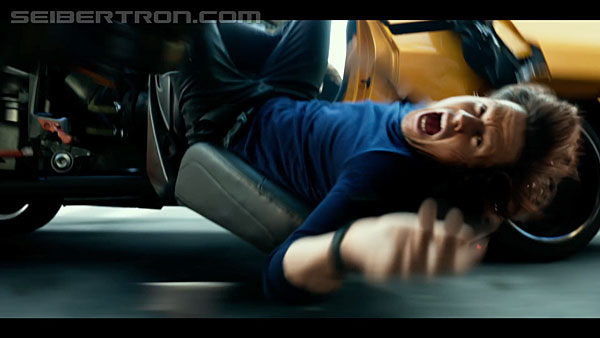 last-knight-international-trailer-170517-0725.jpg