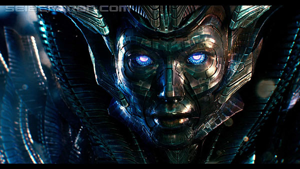 last-knight-international-trailer-170517-0822.jpg