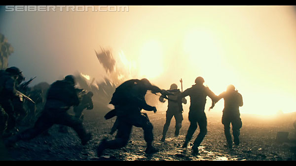 last-knight-international-trailer-170517-0892.jpg