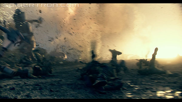last-knight-international-trailer-170517-0895.jpg