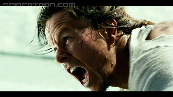 last-knight-international-trailer-170517-0982.jpg