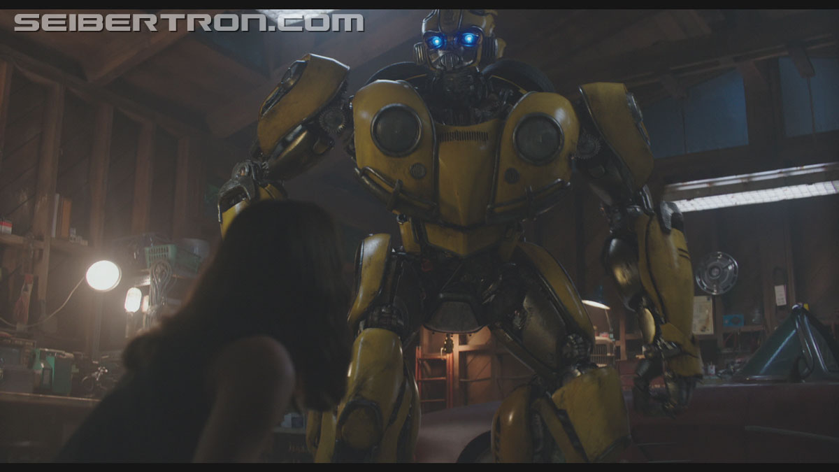 bumblebee-trailer-0210.jpg