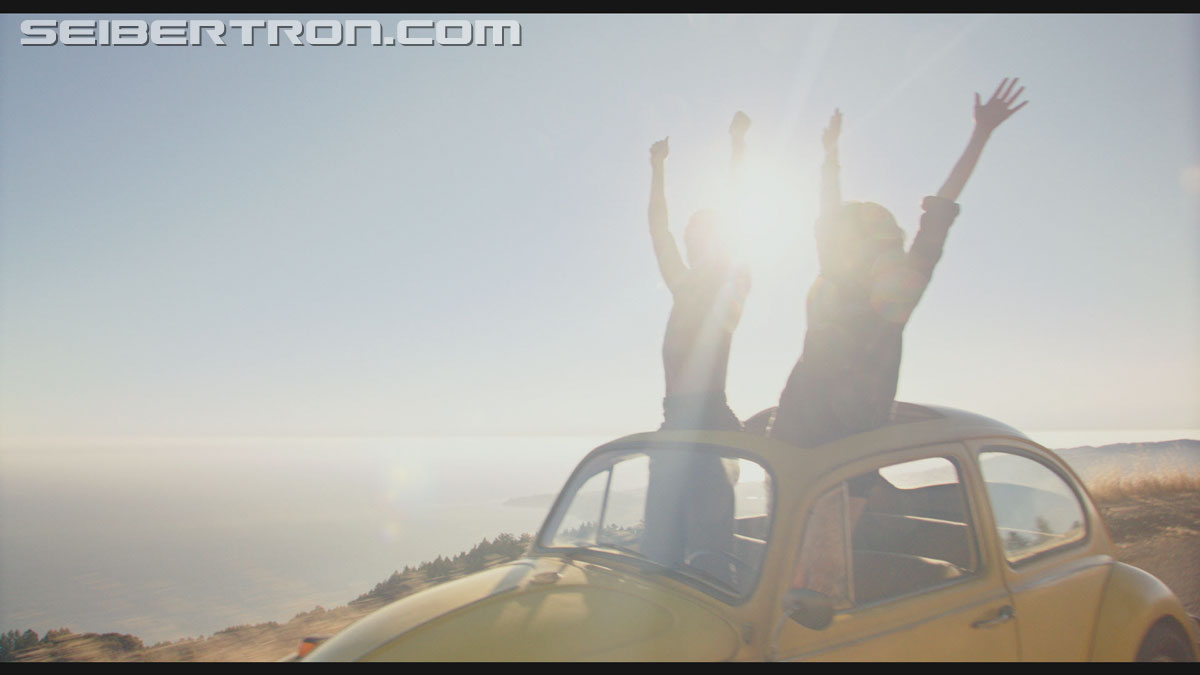 bumblebee-trailer-0285.jpg