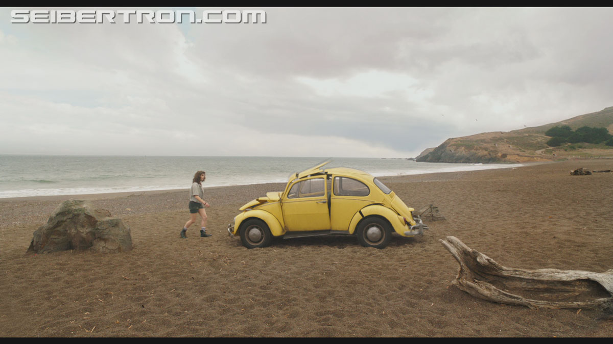 bumblebee-trailer-0361.jpg