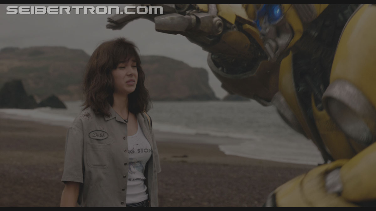 bumblebee-trailer-0378.jpg
