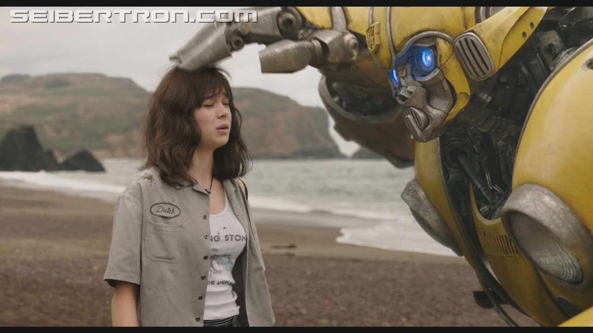 bumblebee-trailer-0384.jpg