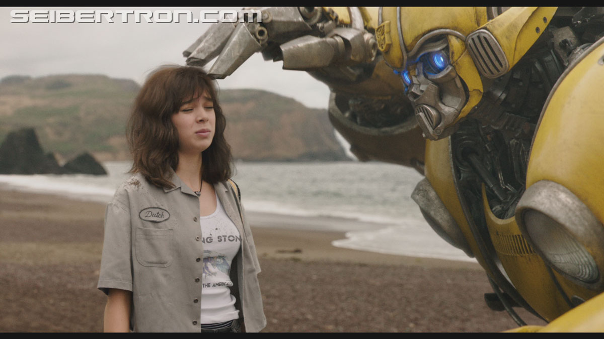 bumblebee-trailer-0389.jpg
