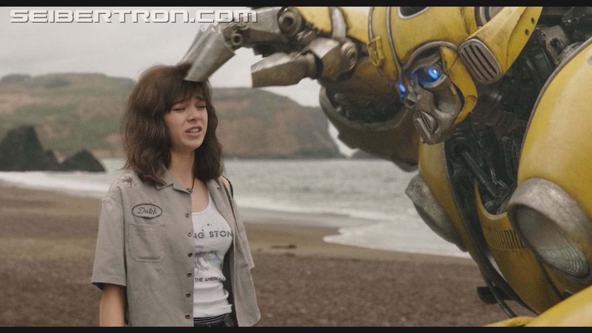 bumblebee-trailer-0391.jpg
