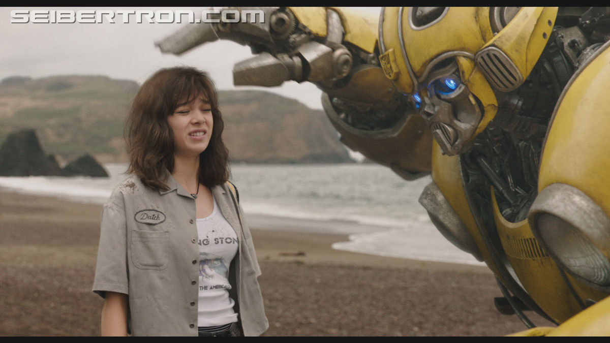bumblebee-trailer-0392.jpg