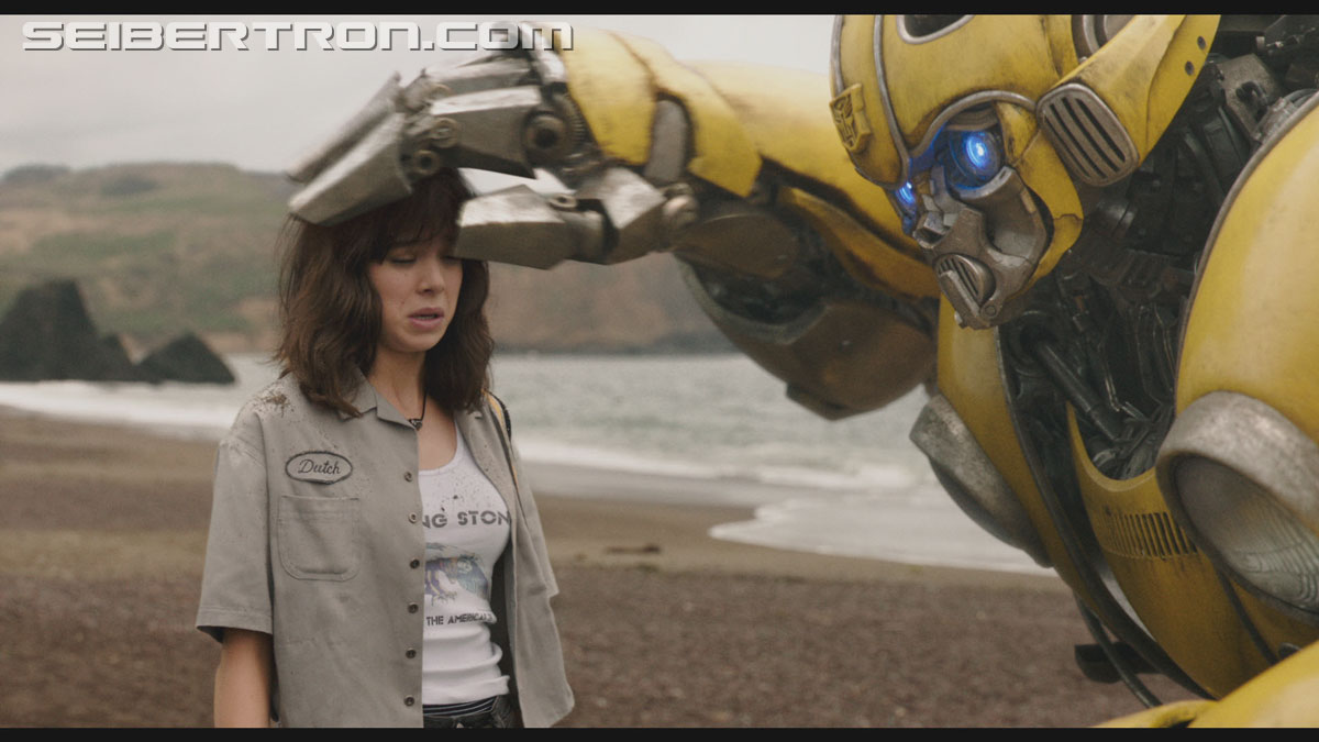 bumblebee-trailer-0398.jpg