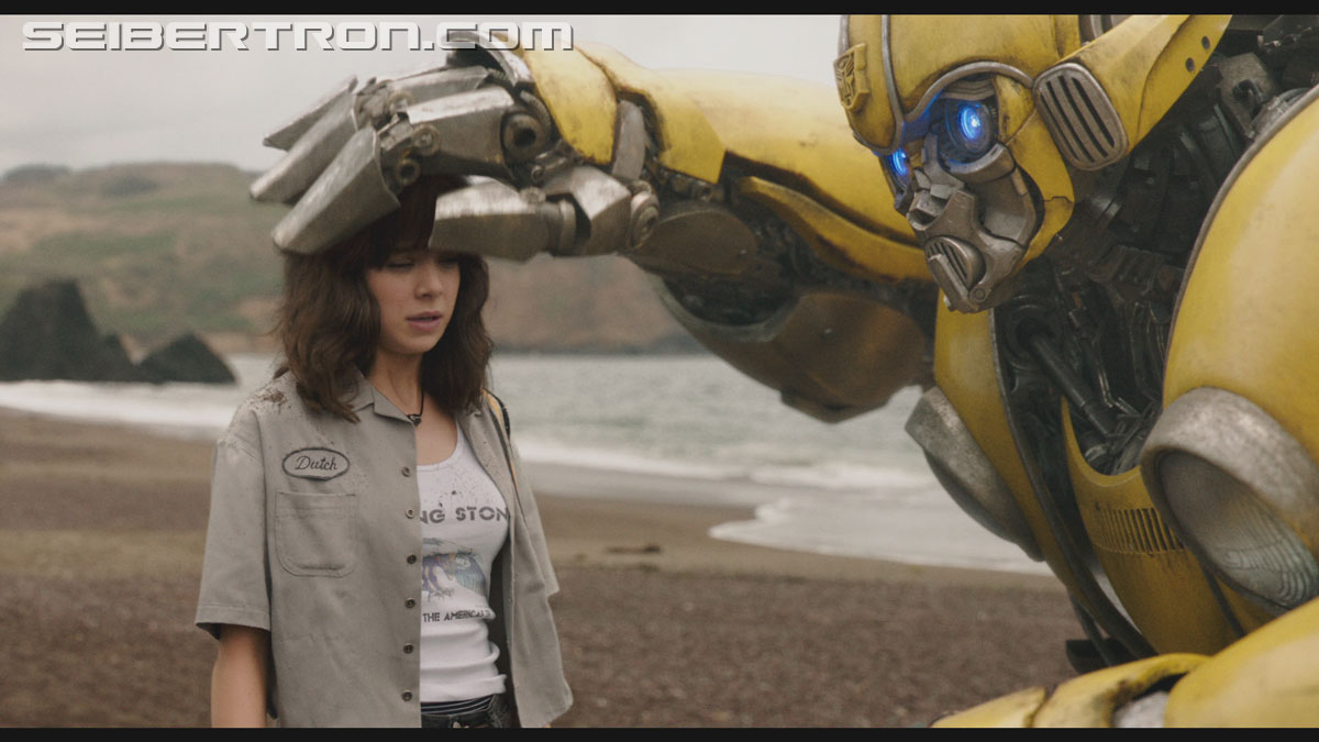 bumblebee-trailer-0401.jpg