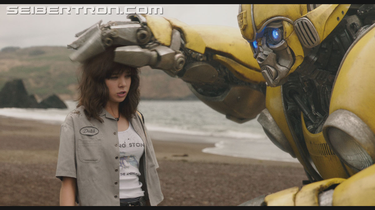 bumblebee-trailer-0404.jpg