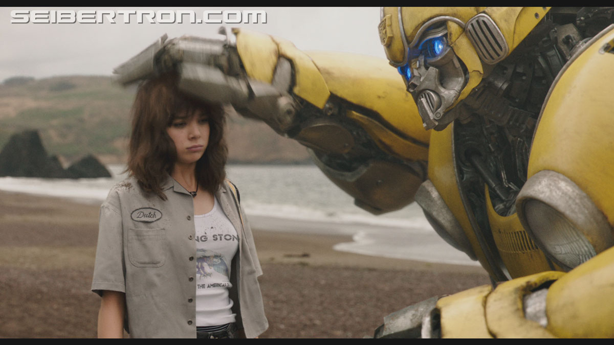 bumblebee-trailer-0412.jpg