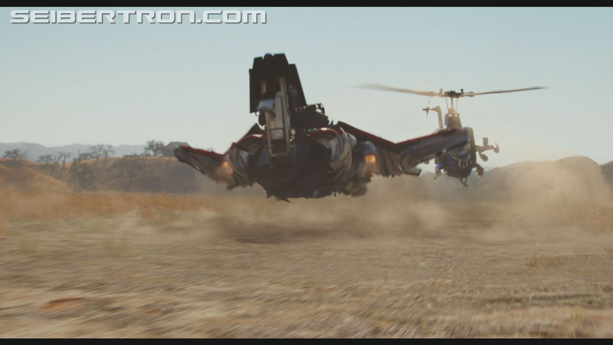 bumblebee-trailer-0423.jpg